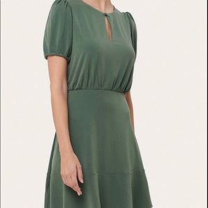 NWOT LOFT Ruffle Hem Dress sz 0